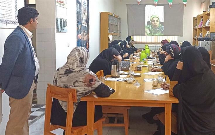 برگزاری گارگاه آموزشی خانواده و فرزند پروری